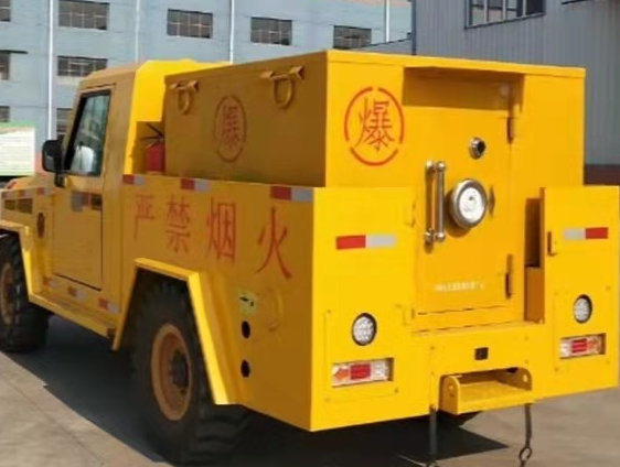 洪洞凯龙爆破器材运输车：保障爆破任务的安全运行