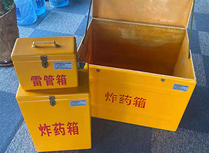 洪洞玻璃雷管箱生产标准全解析：安全、性能与合规的基石